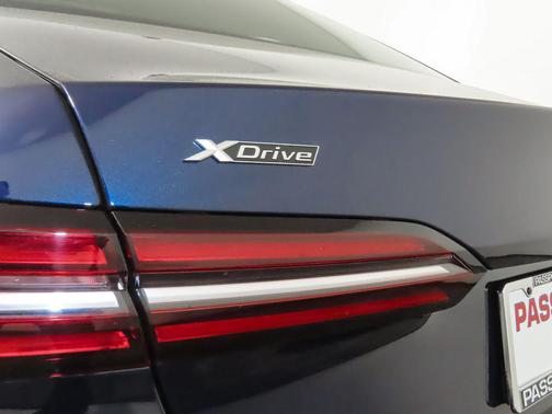2026 BMW 530 i xDrive