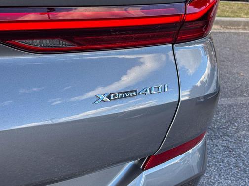 2026 BMW X6 xDrive40i