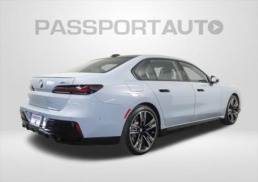 2025 BMW i7 xDrive60