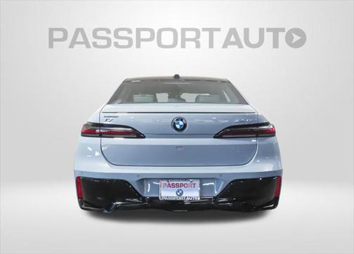 2025 BMW i7 xDrive60