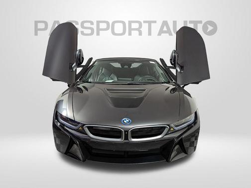 2019 BMW i8 Roadster