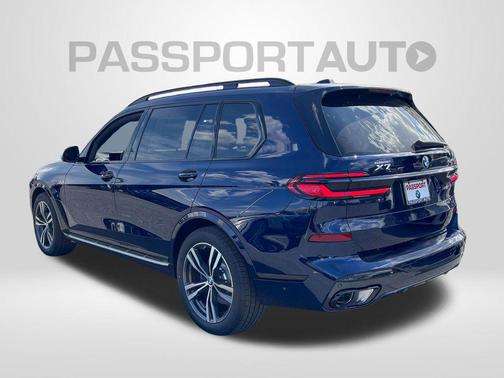 Tanzanite Blue II Metallic 2026 BMW X7 xDrive40i