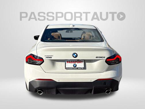 2025 BMW 230 i xDrive