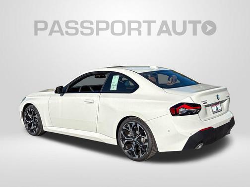 2025 BMW 230 i xDrive