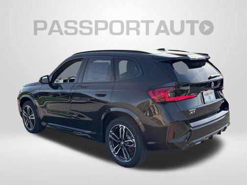Black Sapphire Metallic 2026 BMW X1 xDrive28i