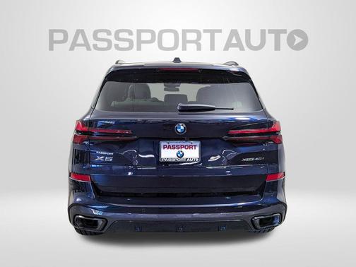 Carbon Black Metallic 2026 BMW X5 xDrive40i