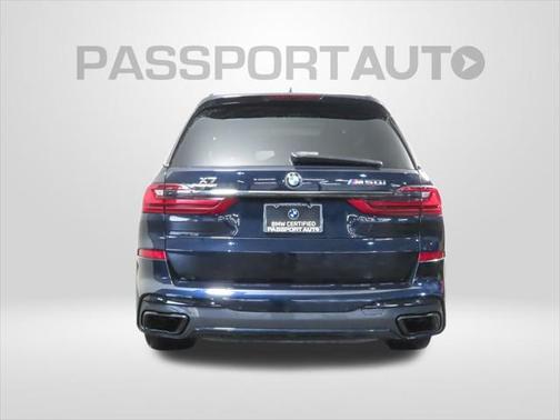 2022 BMW X7 M50i