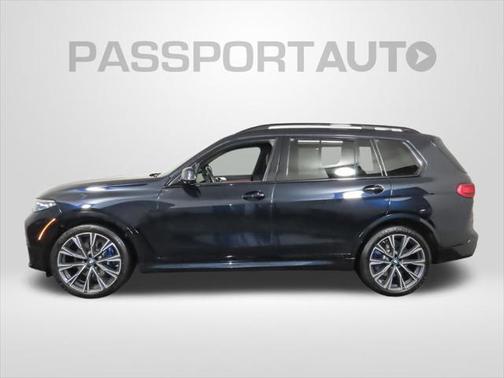 2022 BMW X7 M50i