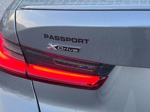 2026 BMW 330 xDrive NA