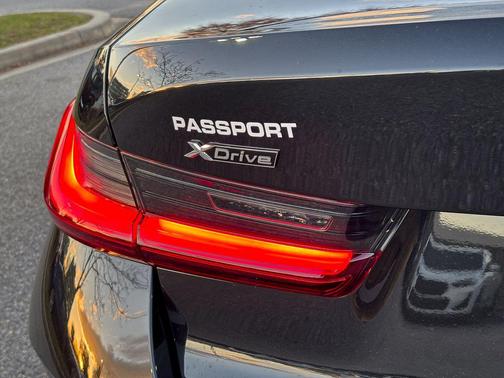 2026 BMW 330 xDrive NA