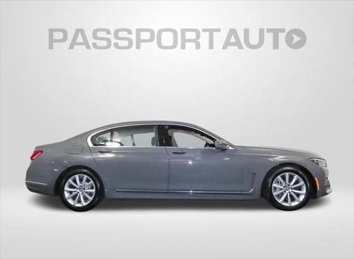 Bernina Grey Amber Effect 2021 BMW 750 i xDrive