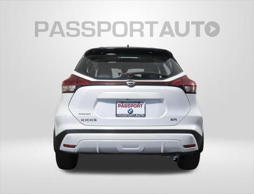 2023 Nissan Kicks SR