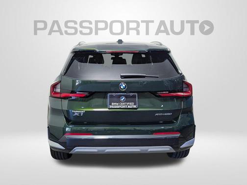 San Remo Green Metallic 2024 BMW X1 xDrive28i