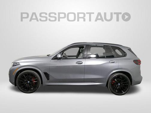 Skyscraper Grey Metallic 2024 BMW X5 xDrive40i