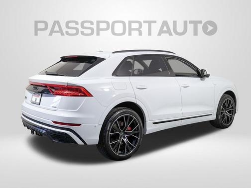 2023 Audi Q8 55 Premium Plus
