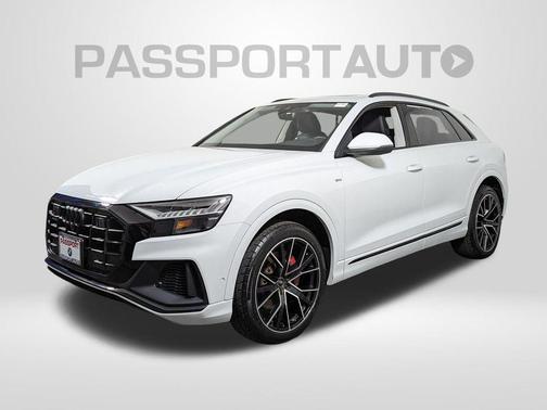 2023 Audi Q8 55 Premium Plus