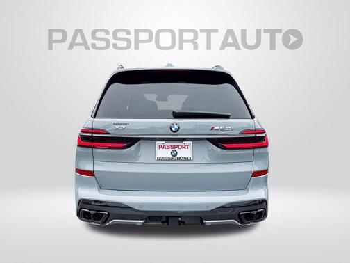 2026 BMW X7 M60i