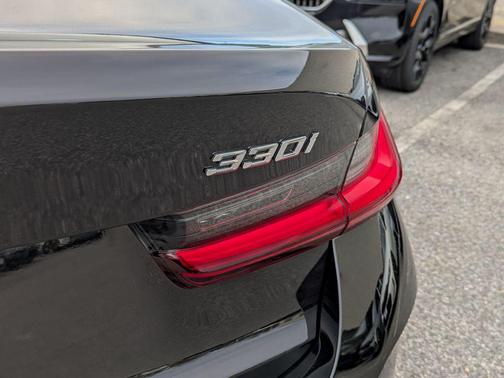 2026 BMW 330 i xDrive