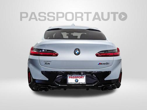 2025 BMW X4 M40i