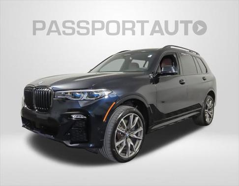 2022 BMW X7 M50i