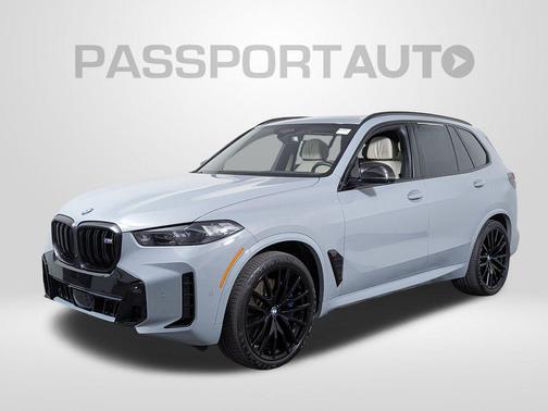 Brooklyn Grey Metallic 2024 BMW X5 M60i