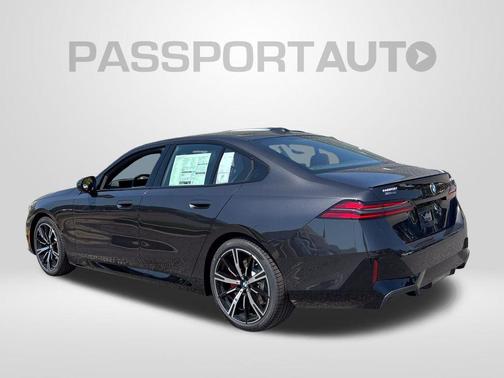 Dark Graphite Metallic 2027 BMW 530 i xDrive