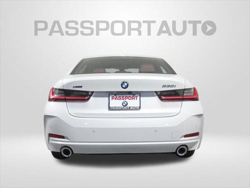 2025 BMW 330 i xDrive
