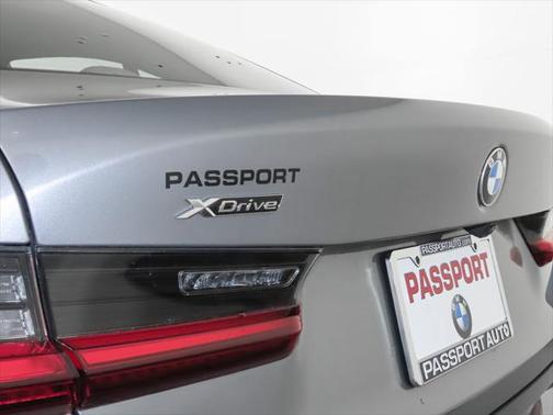 2025 BMW 330 i xDrive