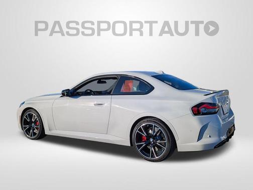 2026 BMW M240 i xDrive