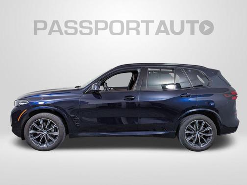 Carbon Black Metallic 2024 BMW X5 xDrive40i