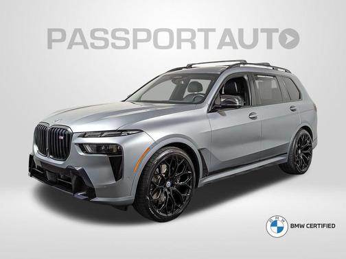 2023 BMW X7 M60i