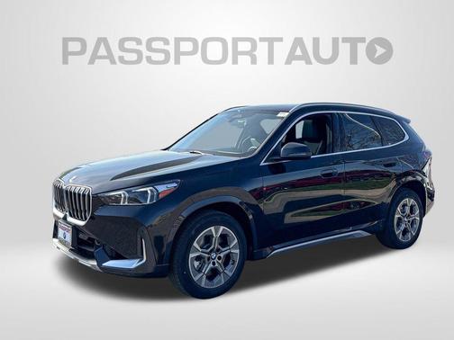 Black Sapphire Metallic 2026 BMW X1 xDrive28i