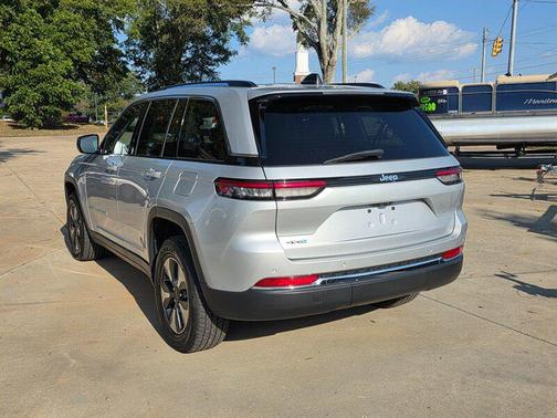 2023 Jeep Grand Cherokee 4xe Base
