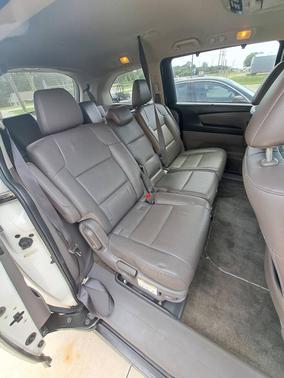 White 2015 Honda Odyssey EX-L