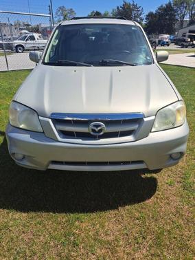 2005 Mazda Tribute s