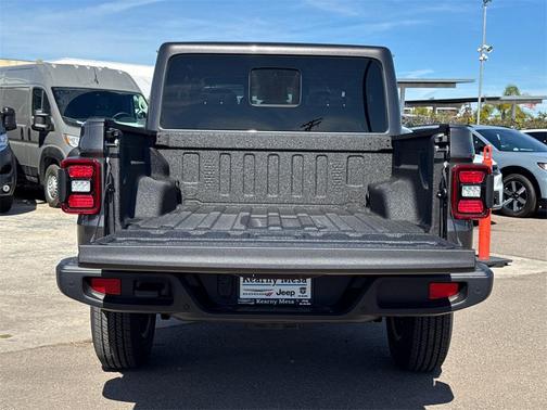 2026 Jeep Gladiator Sport S