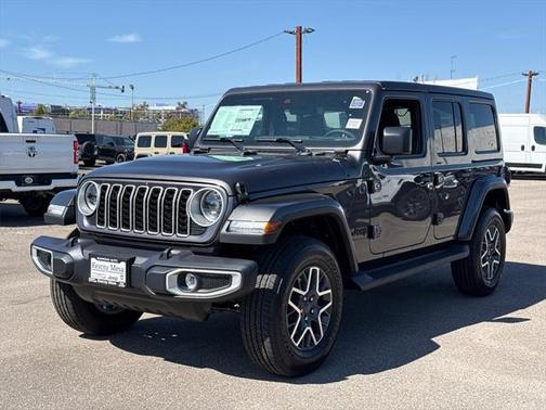 2025 Jeep Wrangler 4-Door Sahara 4x4