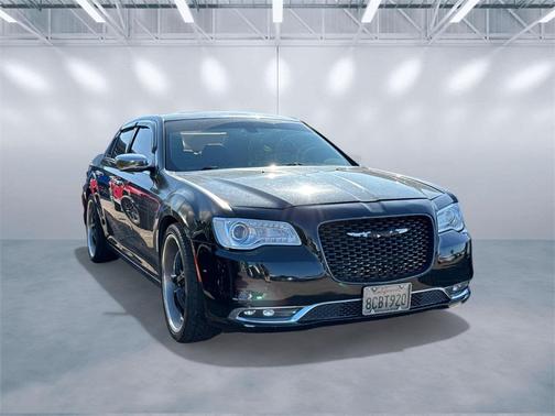 2016 Chrysler 300 S
