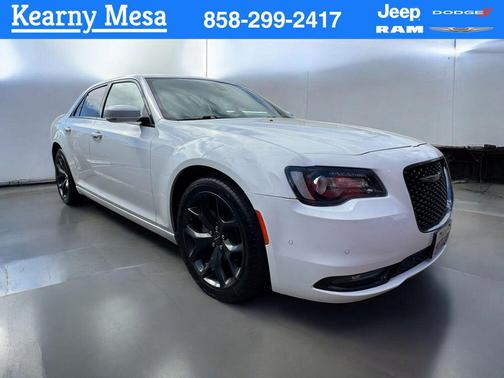 Bright White Clearcoat 2022 Chrysler 300 S