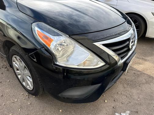 2016 Nissan Versa 1.6 SV