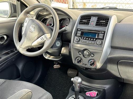 2016 Nissan Versa 1.6 SV