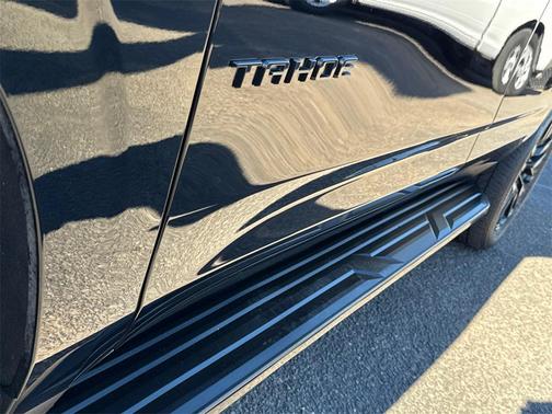 2023 Chevrolet Tahoe 2WD RST