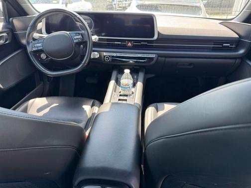 Onyx Black 2024 Hyundai IONIQ 6 SEL