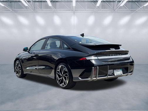 Onyx Black 2024 Hyundai IONIQ 6 SEL