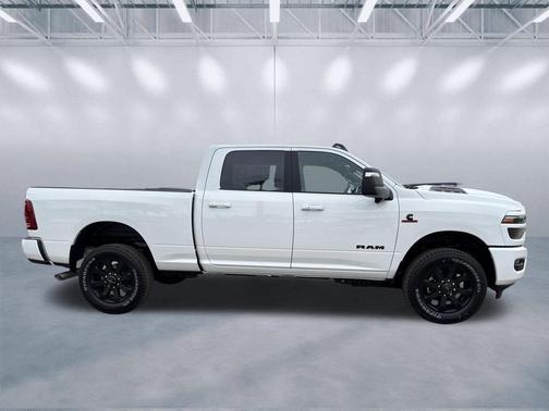 2026 RAM 2500 Laramie Crew Cab 4x4 6'4' Box