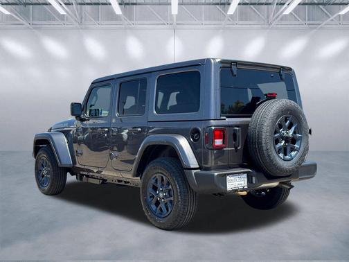 Granite Crystal Metallic Clearcoat 2026 Jeep Wrangler 85th Anniversary