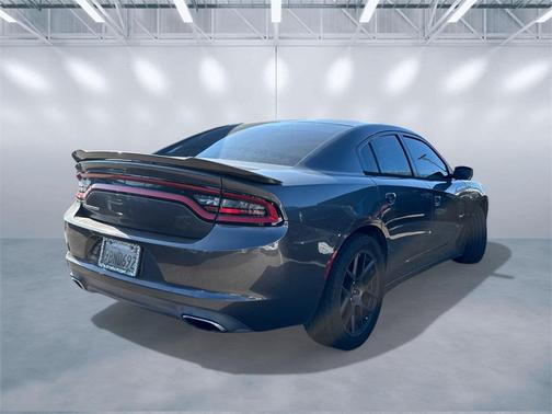 2015 Dodge Charger SE