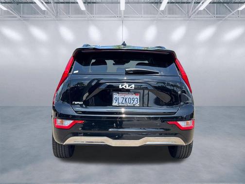 Aurora Black 2024 Kia Niro EV Wind