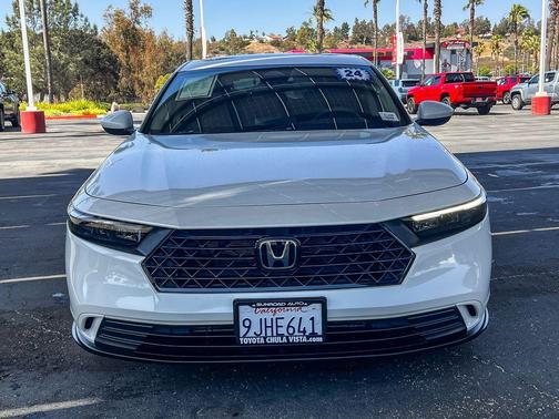 Platinum White Pearl 2024 Honda Accord EX
