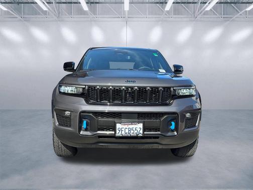 Baltic Gray Metallic Clearcoat 2022 Jeep Grand Cherokee 4xe Trailhawk